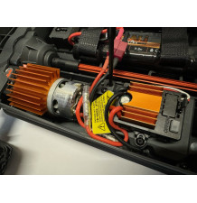 Z-10 Tekmovalni tovornjak BR 1:10XL krtačni RTR/DF-3143