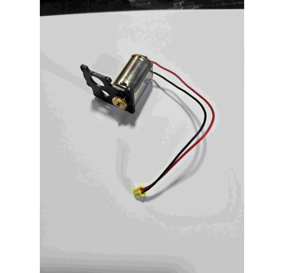 Motor z zobnikom in nosilcem/DF-7973