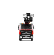 Gasilsko vozilo z vrtljivo lestvijo-pršilcem vode.. 1:18 RTR/AMW-22675