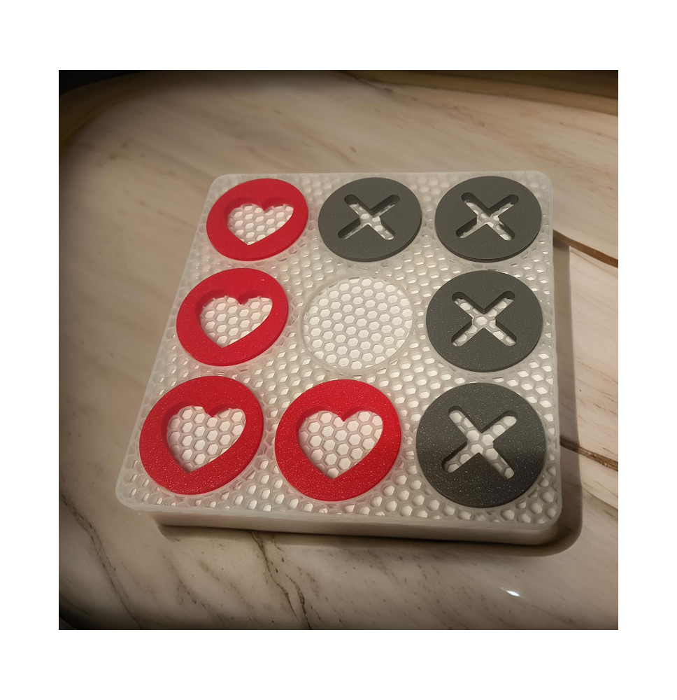 Valentinov Tic-Tac-Toe