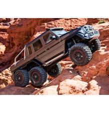 TRAXXAS TRX-6 MB G63 AMG 6X6 SREBRNI 1/10 CRAWLER RTR BRUSHED, Z LED LUČJO,BATERIJO IN POLNILCEM