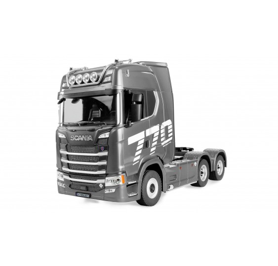 SCANIA 770 S V8 KAMION 1:18 – CRVENI/DF-3218