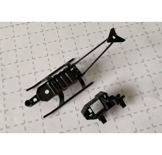 PLASTIČNI DEL OKVIRJA+SANKE DF-9607