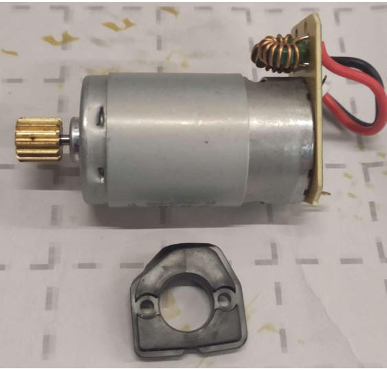 Motor in nosilec za 3158/3160/3161-DF7617